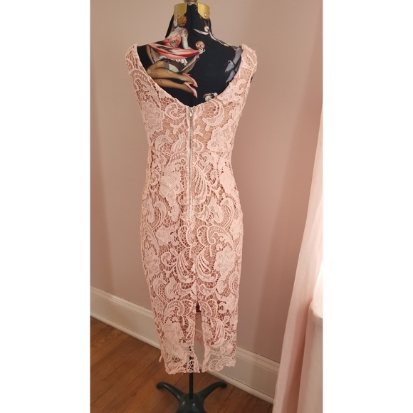 EUC Asos Lace Embroidered Sleeveless Semi Formal Dres - Picture 3 of 10